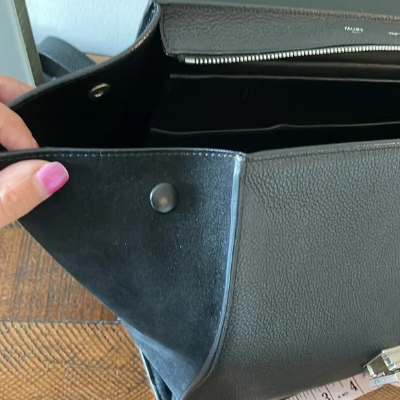 Celine Black Trapeze Bag - Picture 12 of 16